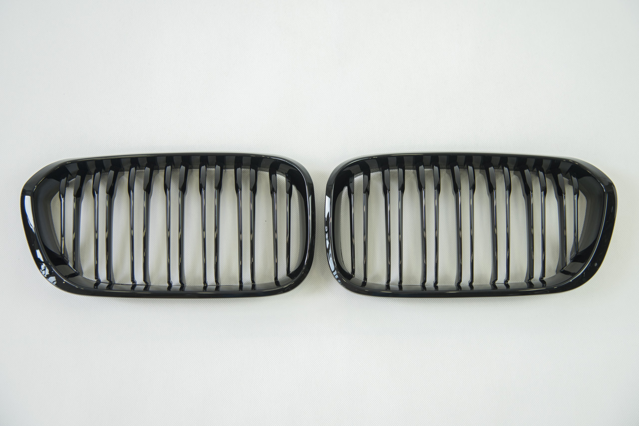 BMW 1 Series F20 / F21 2015-2019 рік Ніздрі  Чорні Глянсові ( Подвійні M-Look )