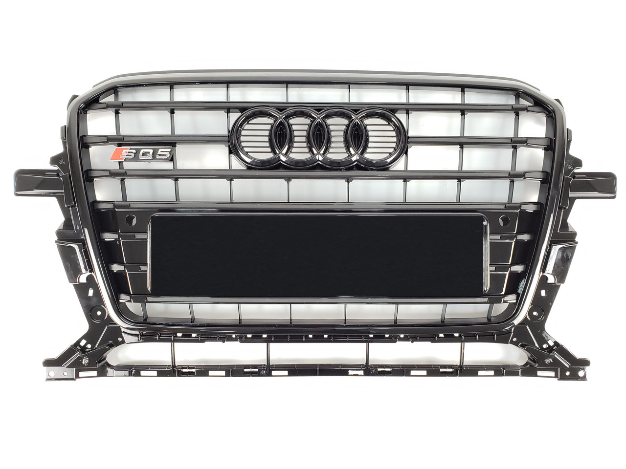Решітка радіатора Audi Q5 2012-2016год Чорна (в стилі S-Line)