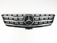 Решітка радіатора на Mercedes ML-Class W166 2011-2015 рік
