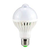 Лампа світлодіодна з датчиком руху E27, 24 LED 9 Вт 2011-03989