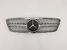 Решітка радіатора Mercedes C-Class W203 2000-2007 рік AMG стиль ( Хром )