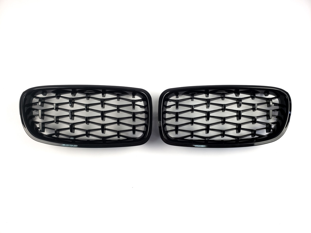 Ніздрі на BMW 3 Series F30 / F31 / F35 2012-2018 рік Diamond ( Чорні )