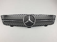 Решітка радіатора на Mercedes CLS-Class C219 2008-2010 рік AMG стиль ( Чорна з хромом )