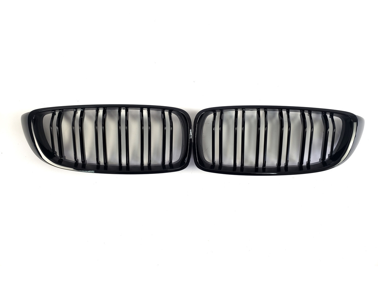 Ніздрі на BMW 4 Series F32 2013-2019 рік Чорні Глянсові ( Подвійні M-Look )