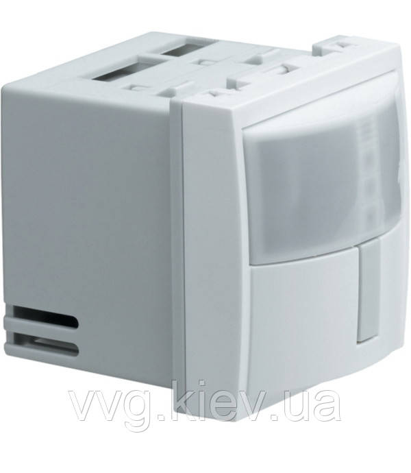 Датчик руху 180° 320Вт IP20 білий (2 модулі, 45х45mm), HAGER (WS050)