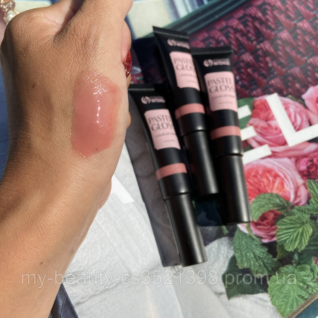 Блиск для губ з кісточкою Pastel Gloss № 008