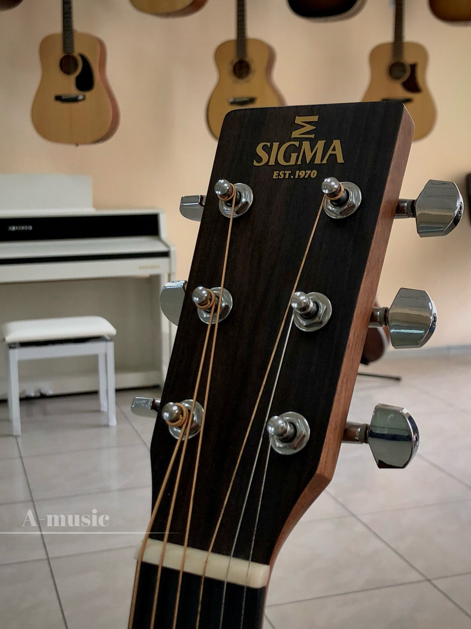 Электроакустическая гитара SIGMA JM-SG45+ - фото 2 - id-p1322698547
