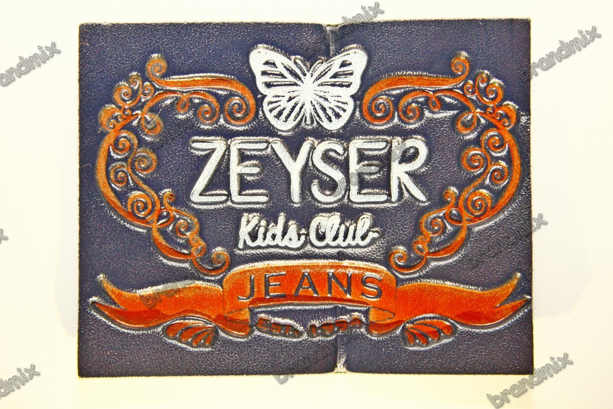 Шкіряна етикетка