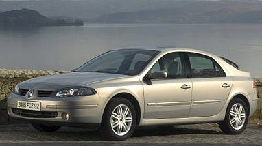Задній амортизатор Renault Laguna II від 2001 г з двигуном 1,6 1,8 1,9 2,2 2,9 (Задні амортизатори лагуну 2), фото 3