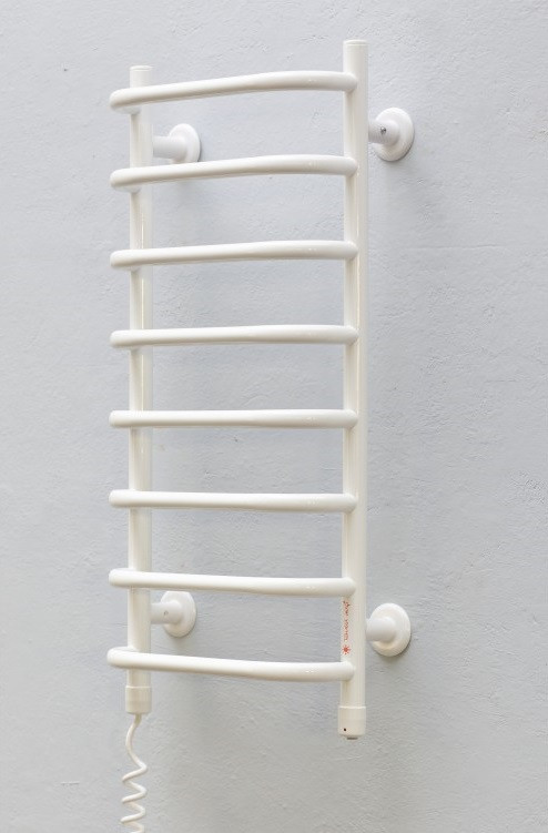 Рушникосушка електрична Драбинка R (710*535*75) 114Вт, колір black matt 1012.b, фото 1