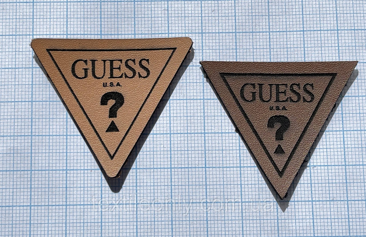 Нашивка Guess 45х40 мм