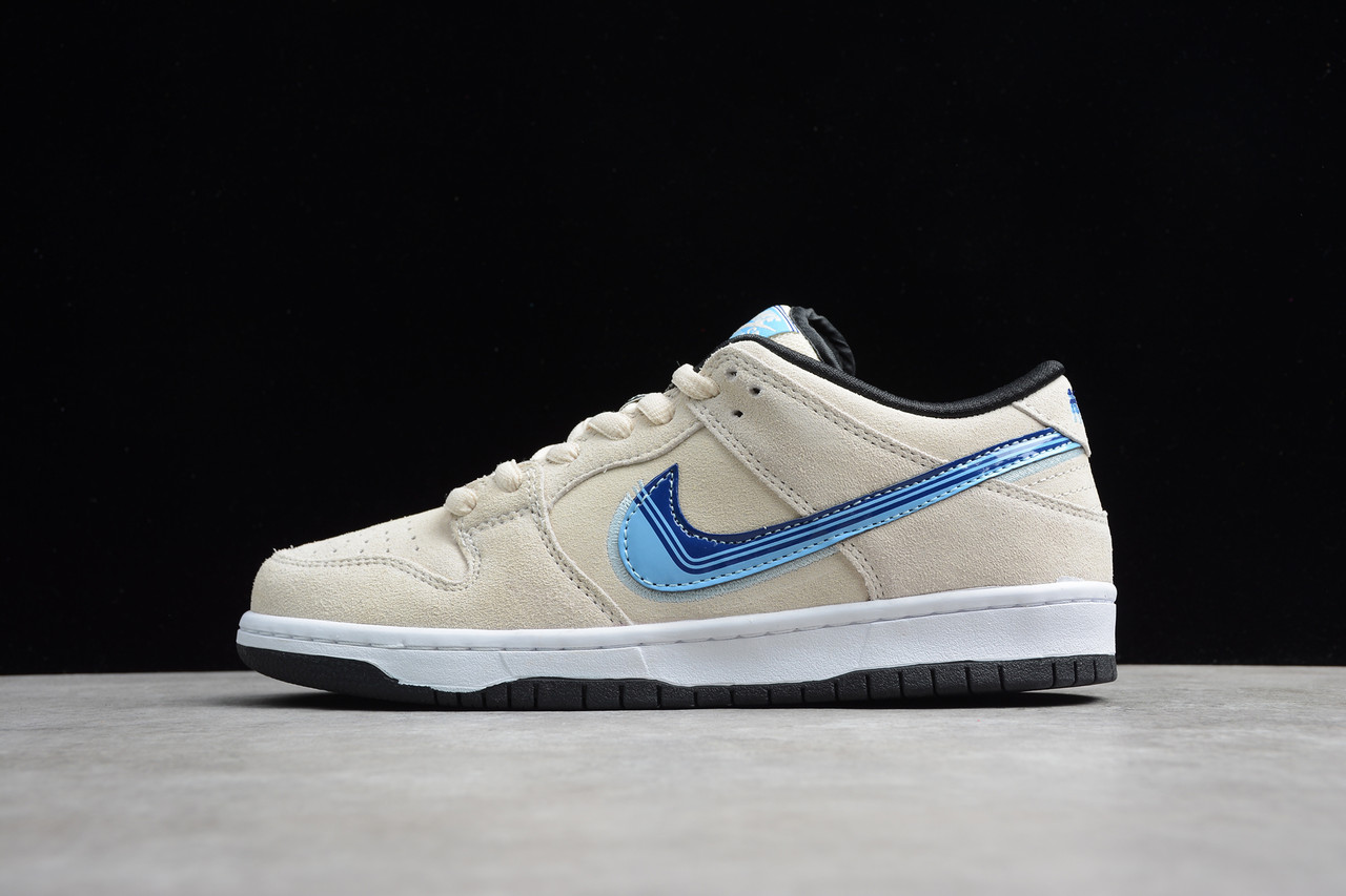 Кросівки жіночі Nike Dunk Low / DNK-220