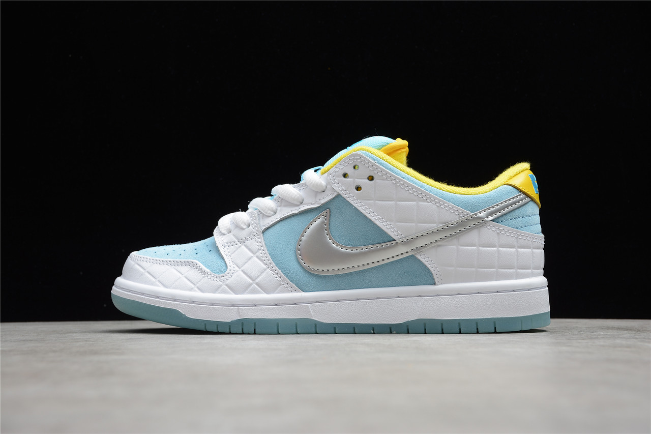 Кросівки жіночі Nike Dunk Low / DNK-229