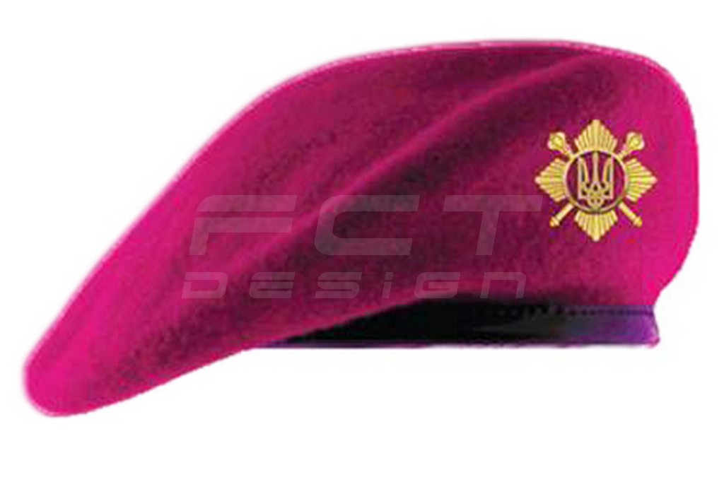 Берет Малиновий ЗСУ Окремого Полку Президента України у зборі