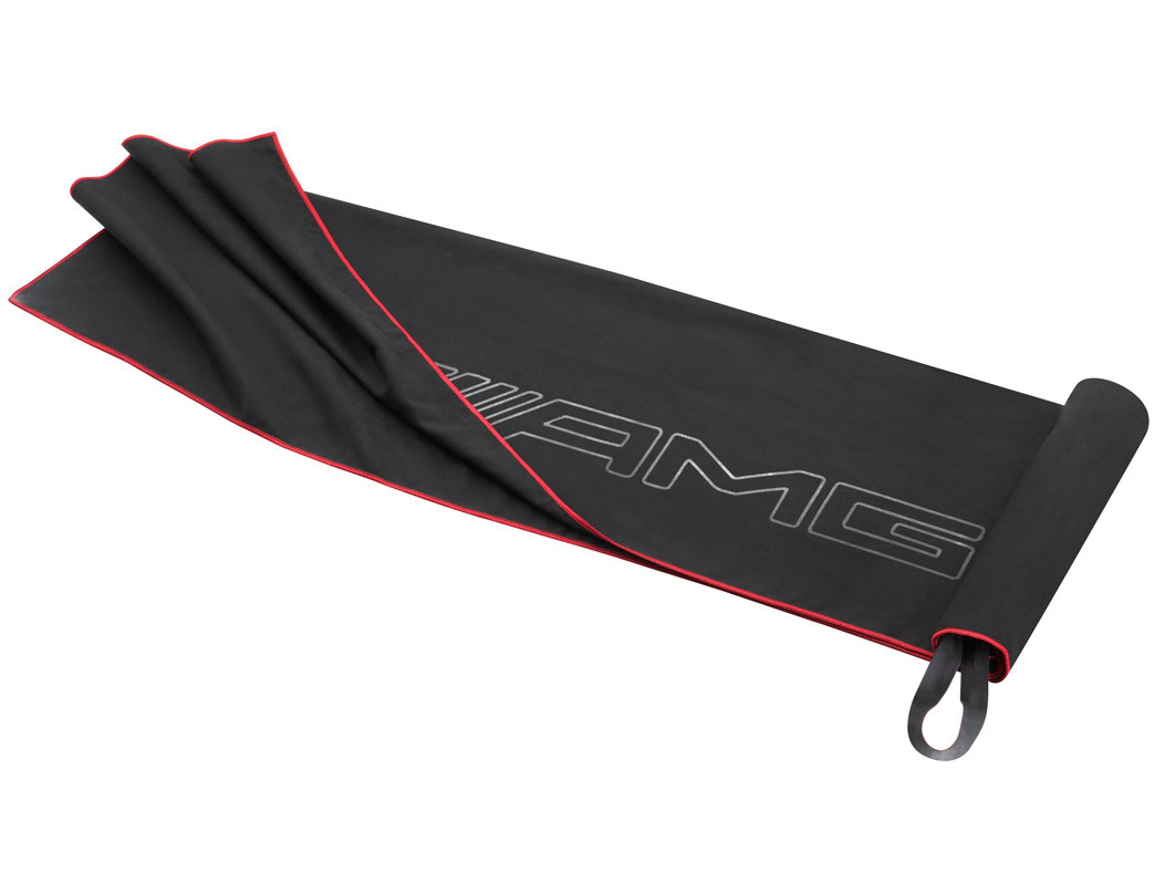 Рушник Mercedes-AMG Functional Towel, Black / Red, артикул B66959288, фото 1