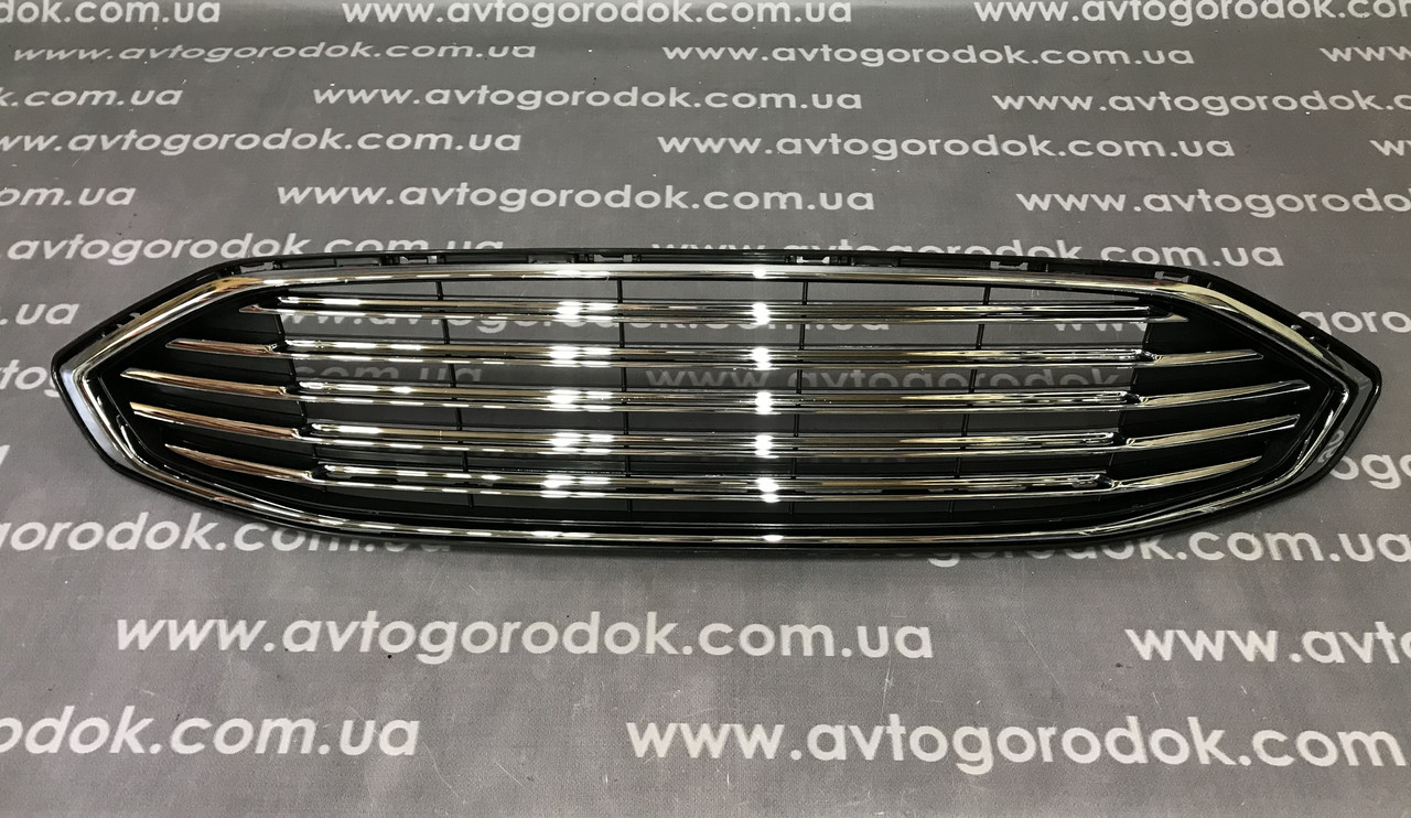 Решітка радіатора Ford Fusion MK5