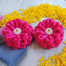 Дитячий бант із атласної стрічки на резинкі для волосся Астра (бантик малиновий ручної роботи стиль барбі канзаші)