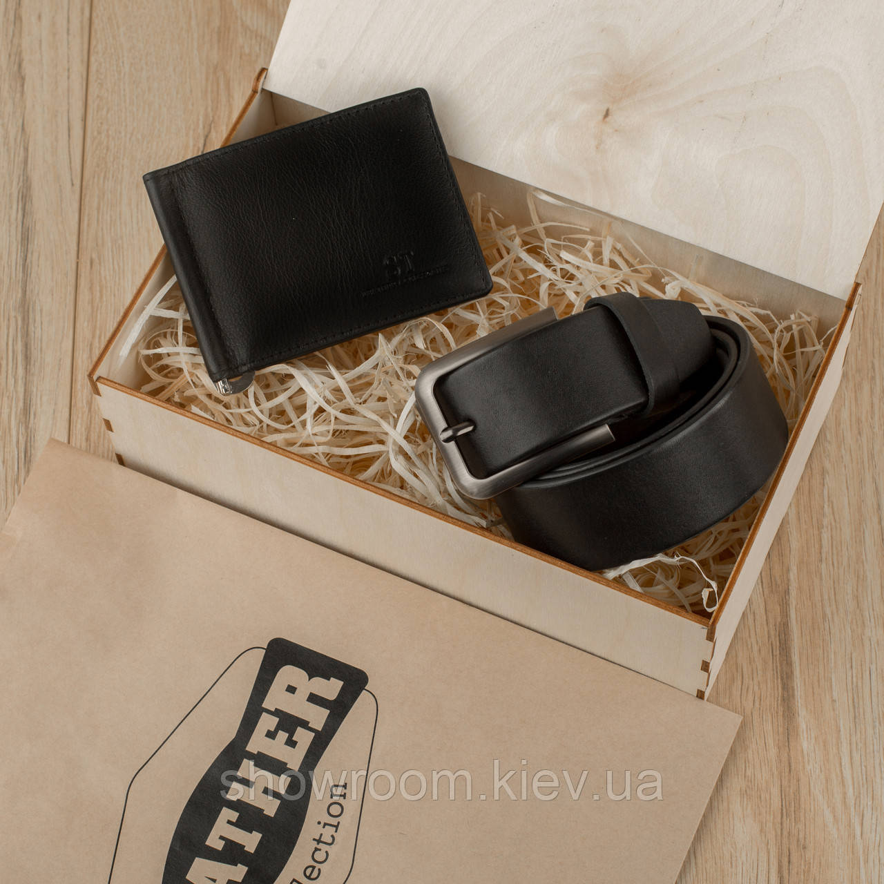 Чоловічий подарунковий набір Leather Collection (ремінь і затиск)