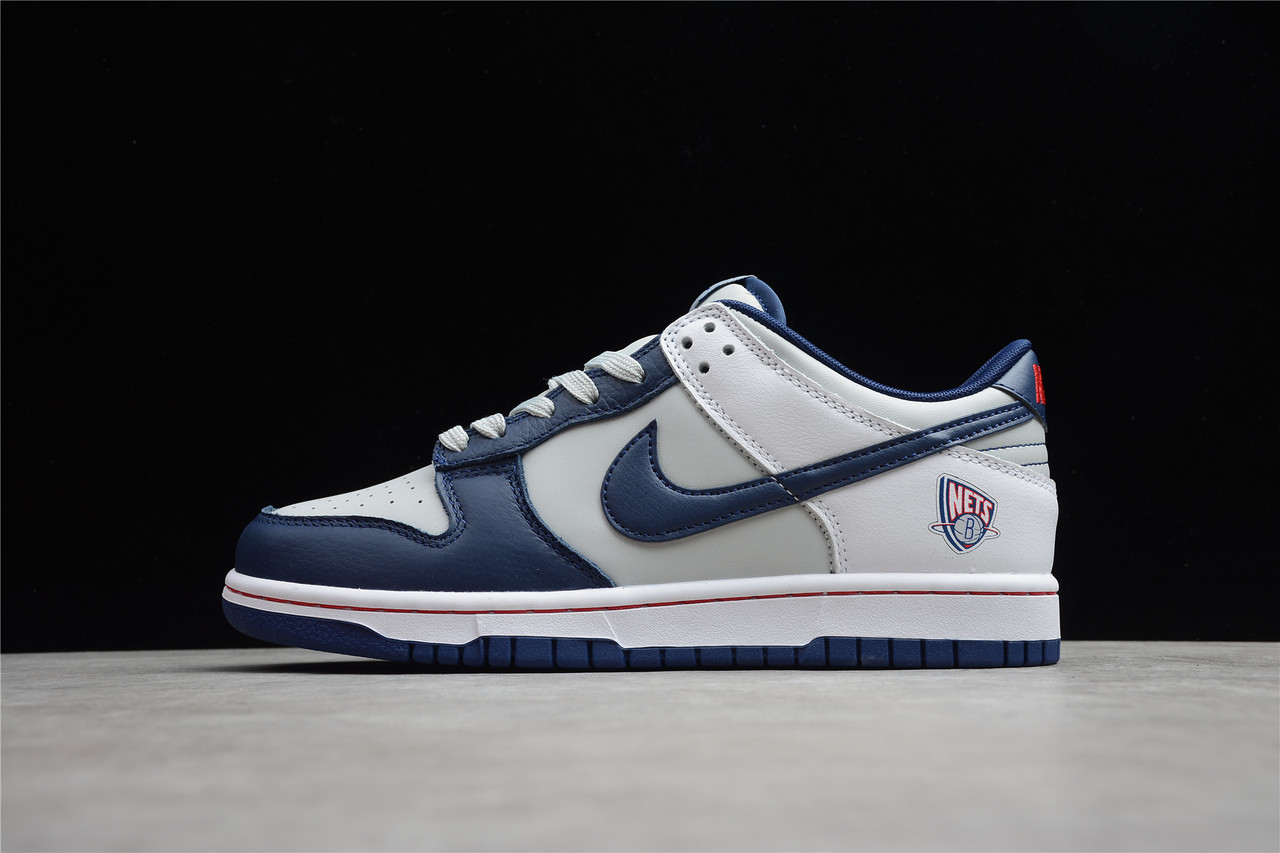 Кросівки жіночі Nike Dunk Low / DNK-271