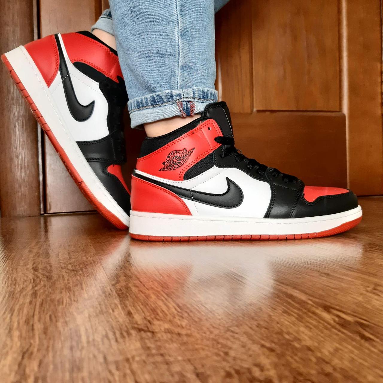 Баскетбольні жіночі кросівки Nike Air Jordan / високі підліткові кроси для спорту Найк аїр джордан