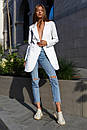 Стильний жіночий подовжений двобортний білий піджак Нейтон 42 44 46 48 розміри, фото 3