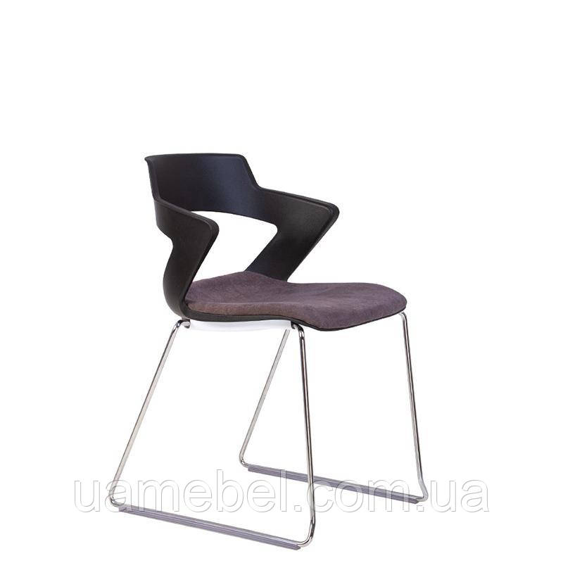 Крісло для відвідувачів Zenith (Зеніт) plast plus combi CFS