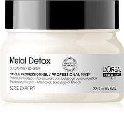 Маска проти металевих накопичень у волоссі Loreal Professionnel Metal Detox Mask 250 мл