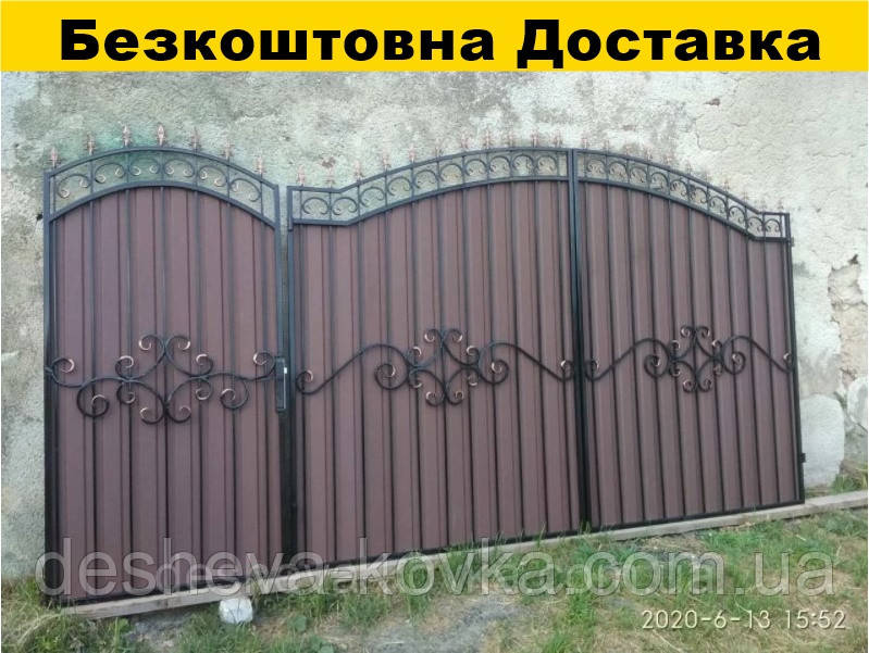 Ковані розпашні ворота з хвірткою та профнастилом