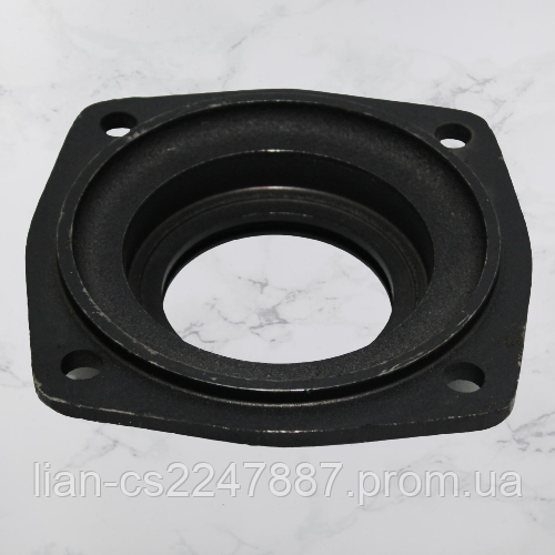 Кришка рукава півосі МТЗ 50-2407028
