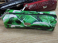 Ключница кожаная женская зеленая компактная на молнии (Desisan Турция).