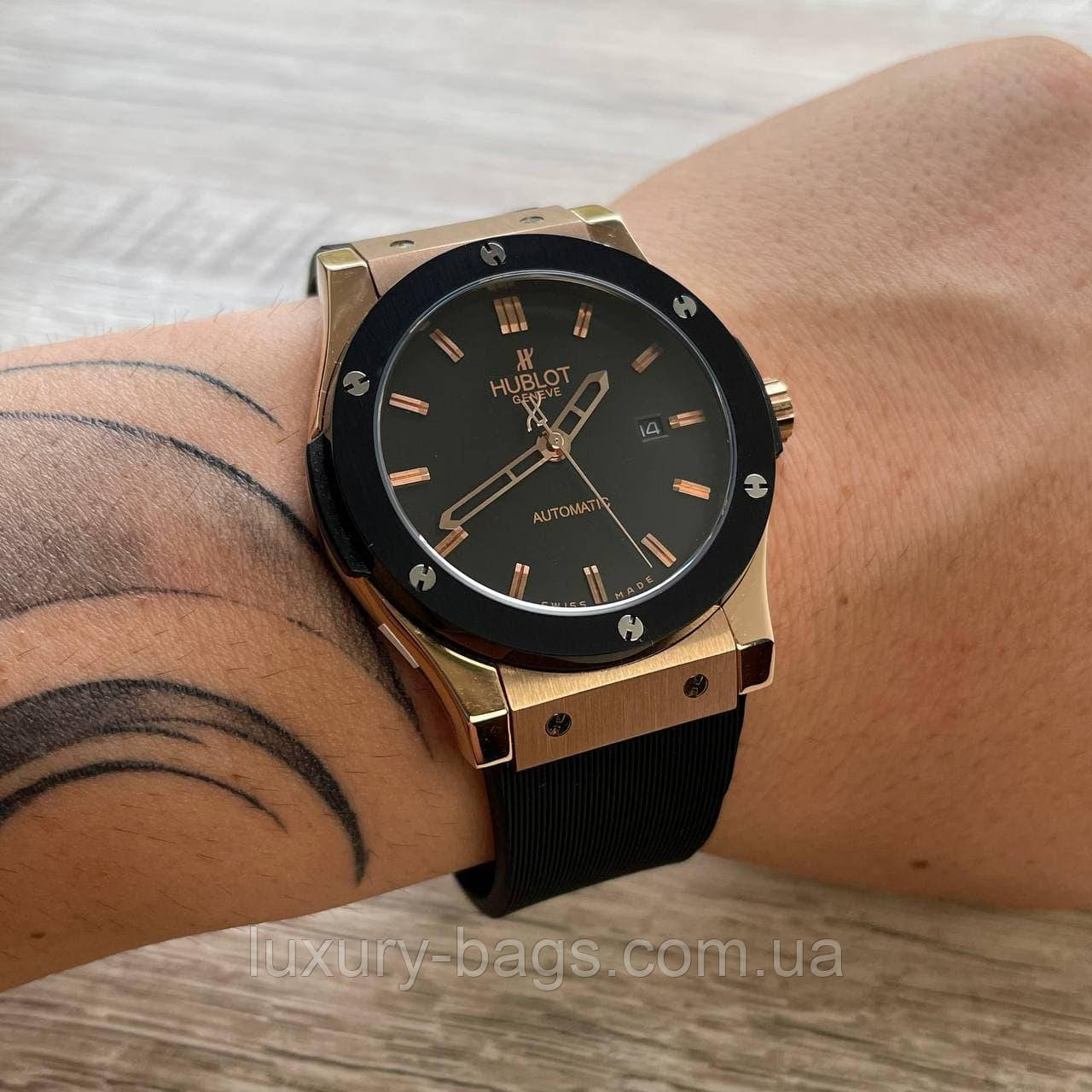 Часы H u b l o t 5826 Classic Fusion Automatic Black-Gold-Black-Black