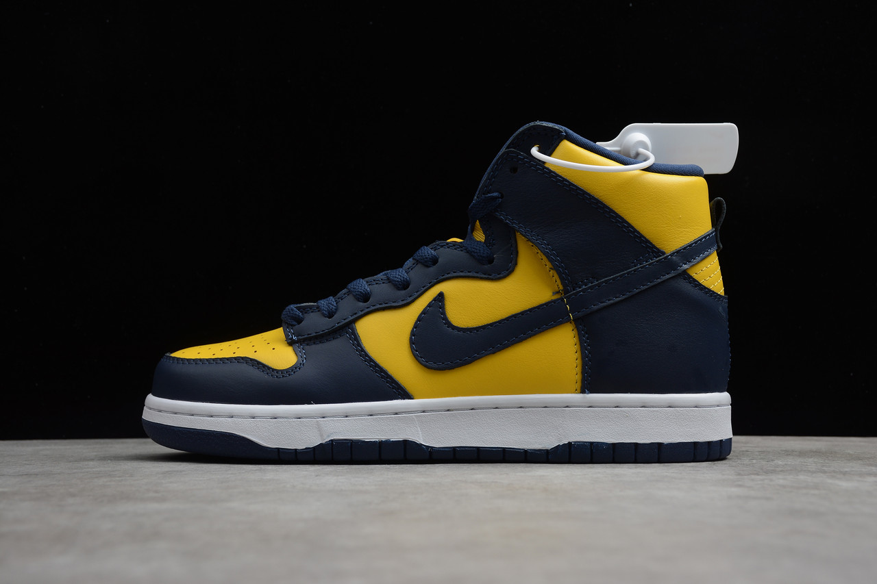 Кросівки жіночі Nike Dunk High / DNK-283