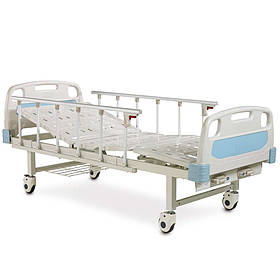 Ліжко КФМ-4 для лежачих хворих, з бічними загородженнями та гальмами на колесах
