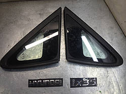 Hyundai ix35 Хюндай II35 Скло кузова / багажного відсіку ліве 87810-2S000 праве 87820-2S000