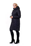 Жіночий пуховик з капюшоном чорного кольору, фото 4