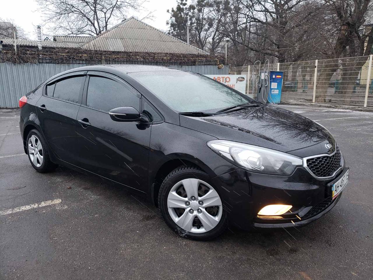 Продам авто Kia Cerato, 2013 р.в., 1.6, 70 тис км оригінального пробігу, Офіційне авто