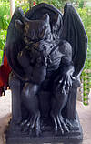 Скульптура Горгуля на троні №3 з бетону 48 см, фото 2
