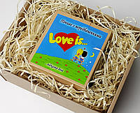 Печиво із побажаннями "Love is" у святковій упаковці - Подарунок для закоханих - Подарунок на 14 лютого