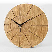 Настенные деревянные часы из дуба