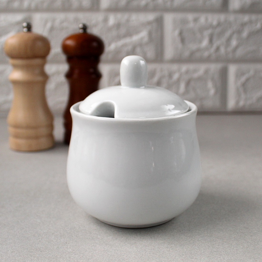 Цукорниця порцелянова з кришкою HLS 300 мл (HR1521)