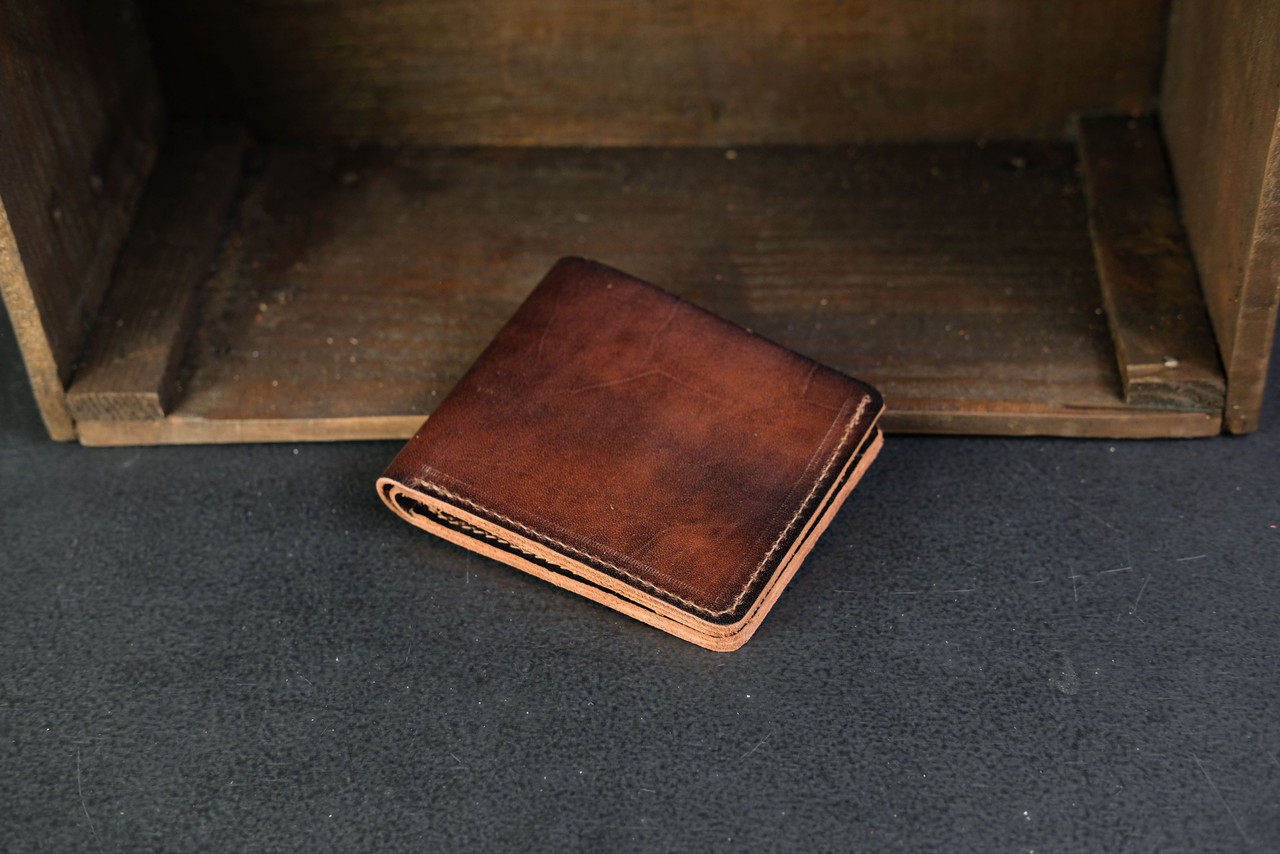 Мужское кожаное портмоне на 6 карт, натуральная кожа итальянский Краст, цвет коричневий, оттенок Вишня - фото 2 - id-p1481118605