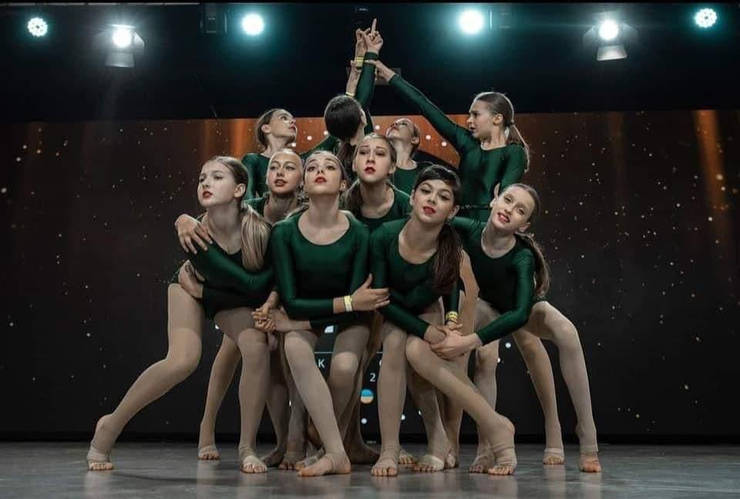 Переможниці Чемпіонату світу Dance World Cup 20/21 в танцювальних костюмах від виробника RDS