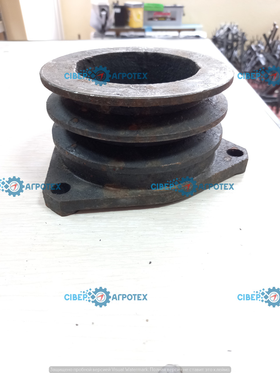 Шків привідний двигуна R190-195 (d-135 mm, 3 струмки) (СН)