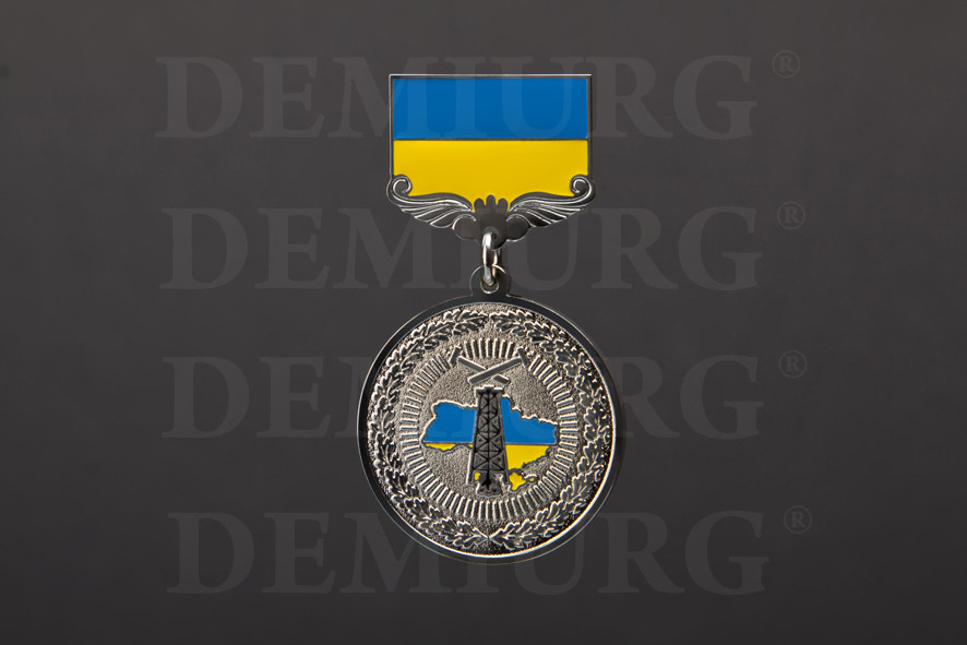 Медаль на колодке с эмалями