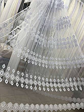 Елегантна фатиновая тюль з ніжною вишивкою №646