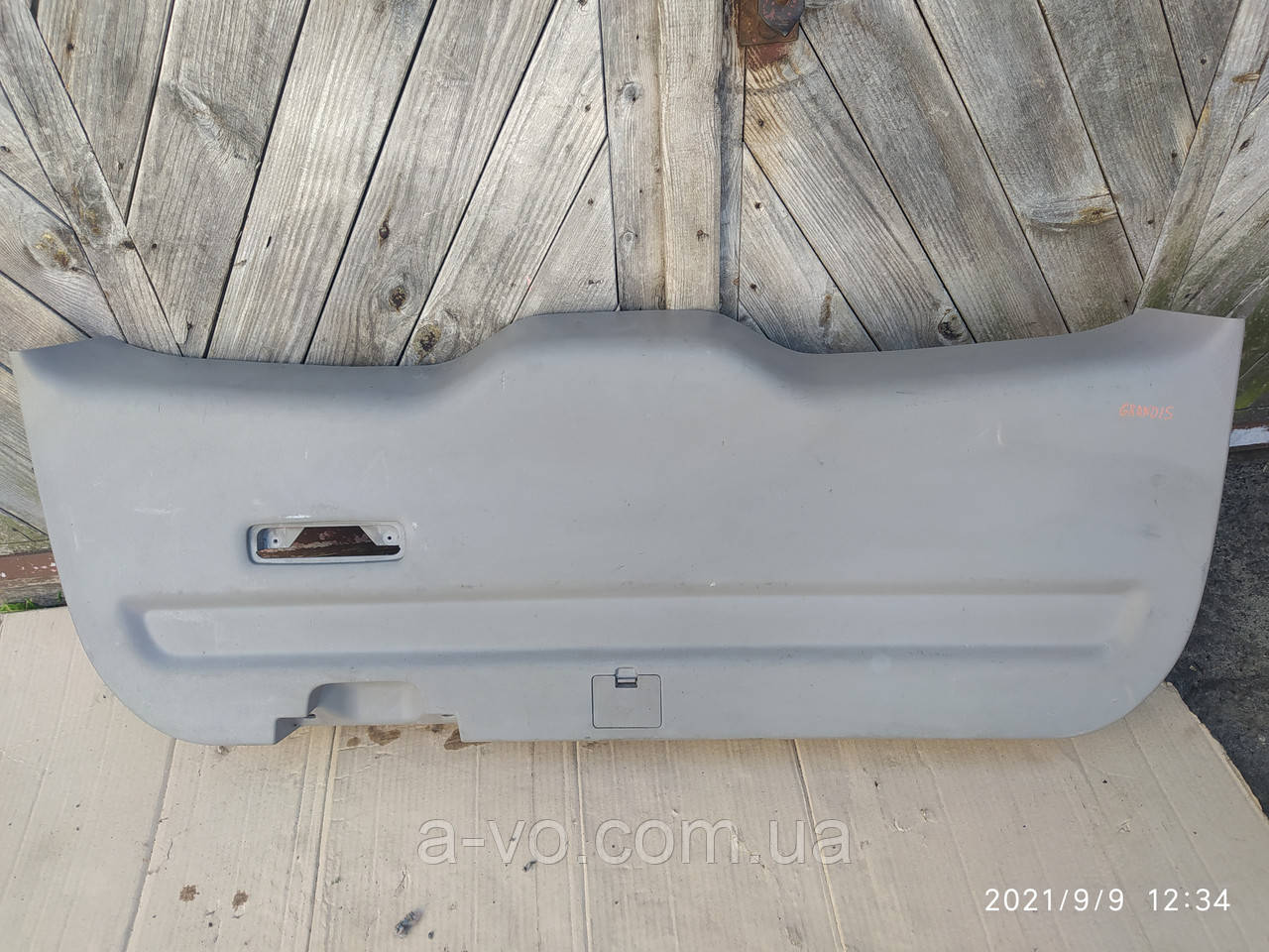 Карта кришки багажника Mitsubishi Grandis gr576115, фото 1