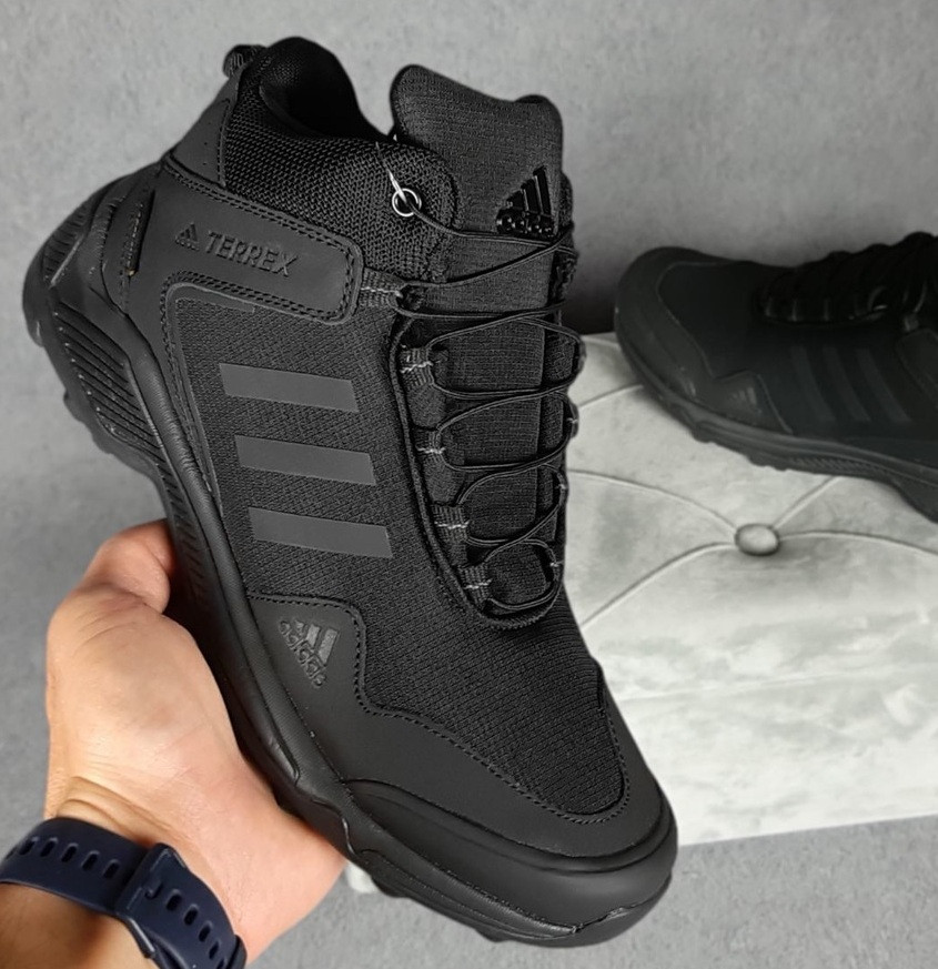 Зимові чоловічі кросівки Adidas Terrex осінь-зима високі на флісі чорні. Живе фото, фото 1