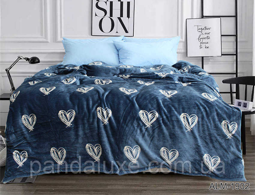 М'який плед покривало велсофт (мікрофібра) полуторний Сердечка на сірому 160х220 на диван, ліжко