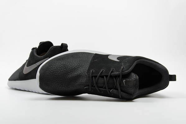 nike Roshe One Suede Nike