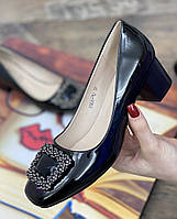 Туфли лодочки женские,черные лаковые на каблуке, размер 36